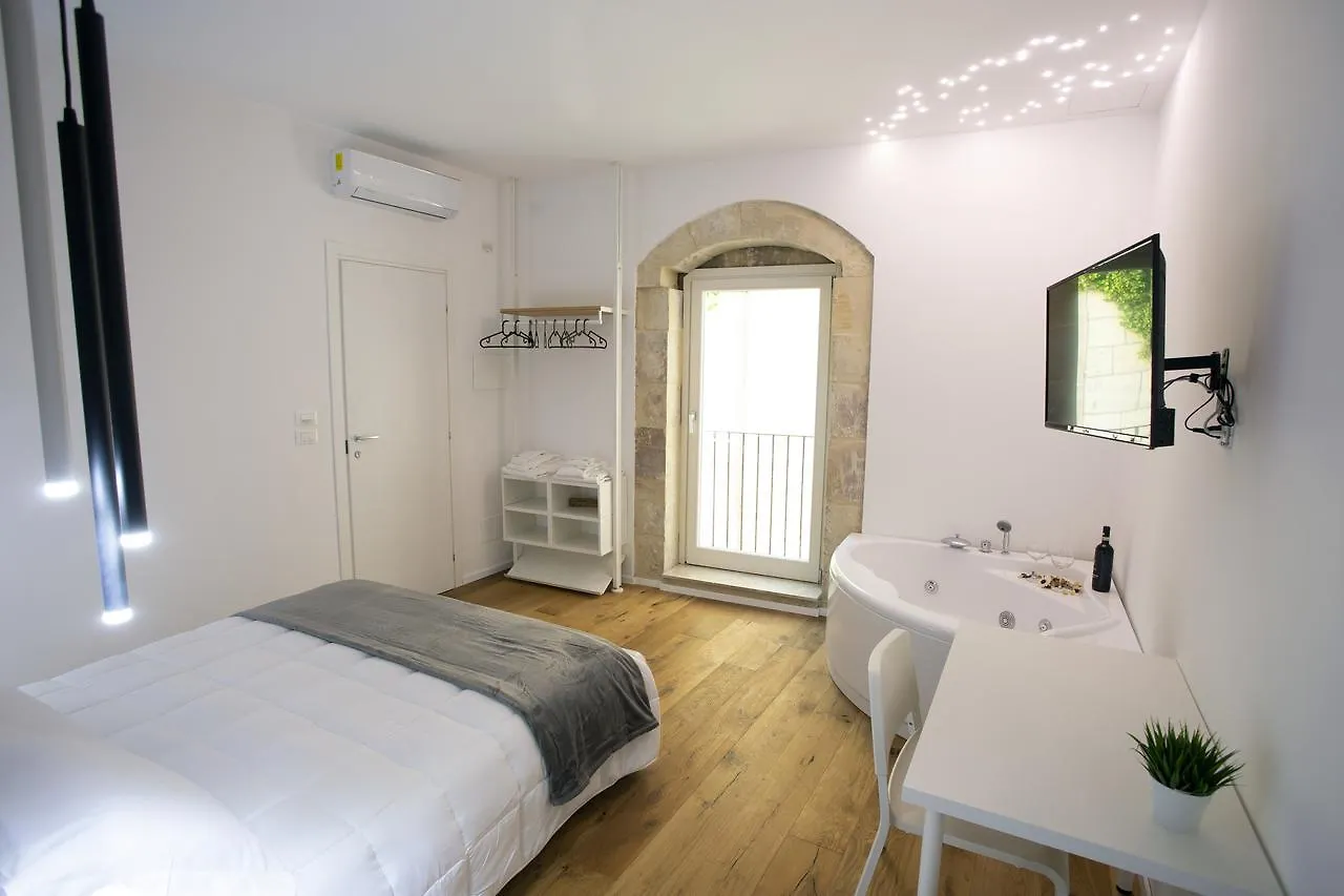 Reusuite Ragusa Guest house